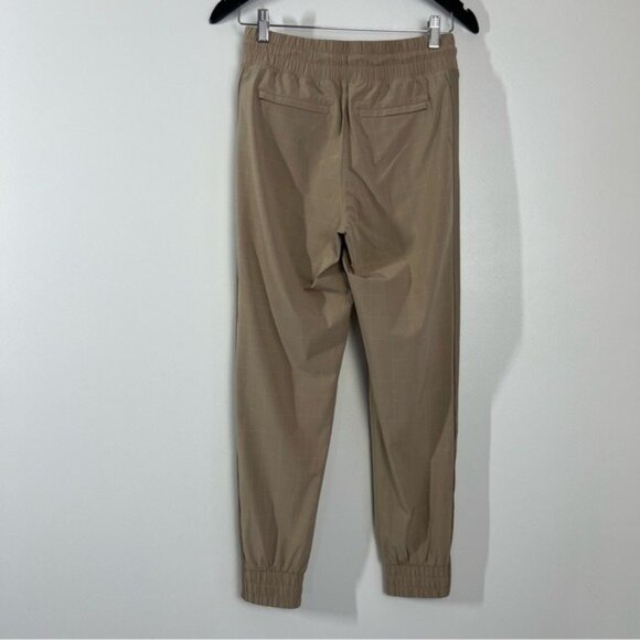 Athleta Brooklyn Textured Jogger - 0 - Picture 4 of 10